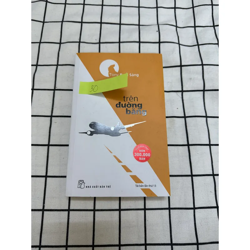 Trên đường băng  596922