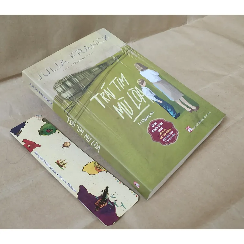 Tiểu thuyết TRÁI TIM MÙ LÒA - Julia Franck 719197