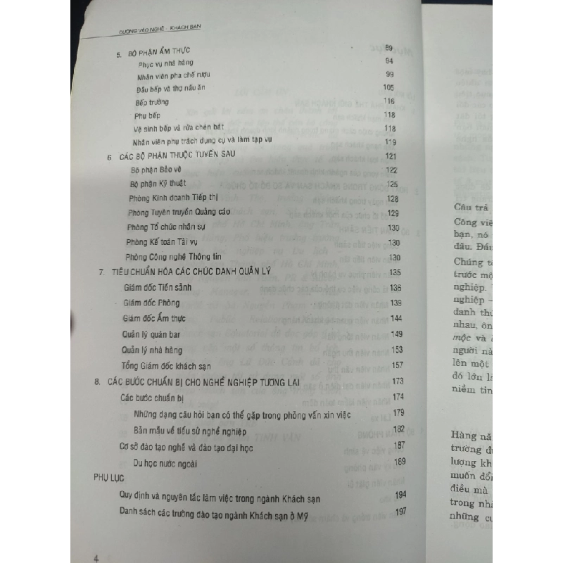 Đường vào nghề - Khách sạn mới 80% ố vàng 2005 HCM1406 Hồng Vân SÁCH KỸ NĂNG 173231