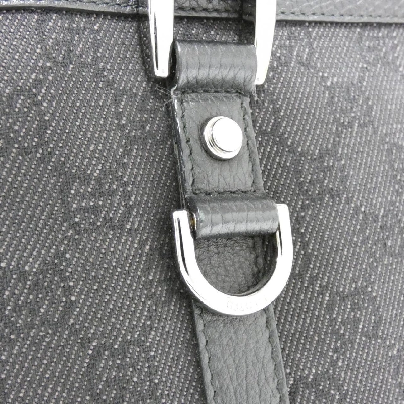 Túi đeo vai Gucci 268640 613578