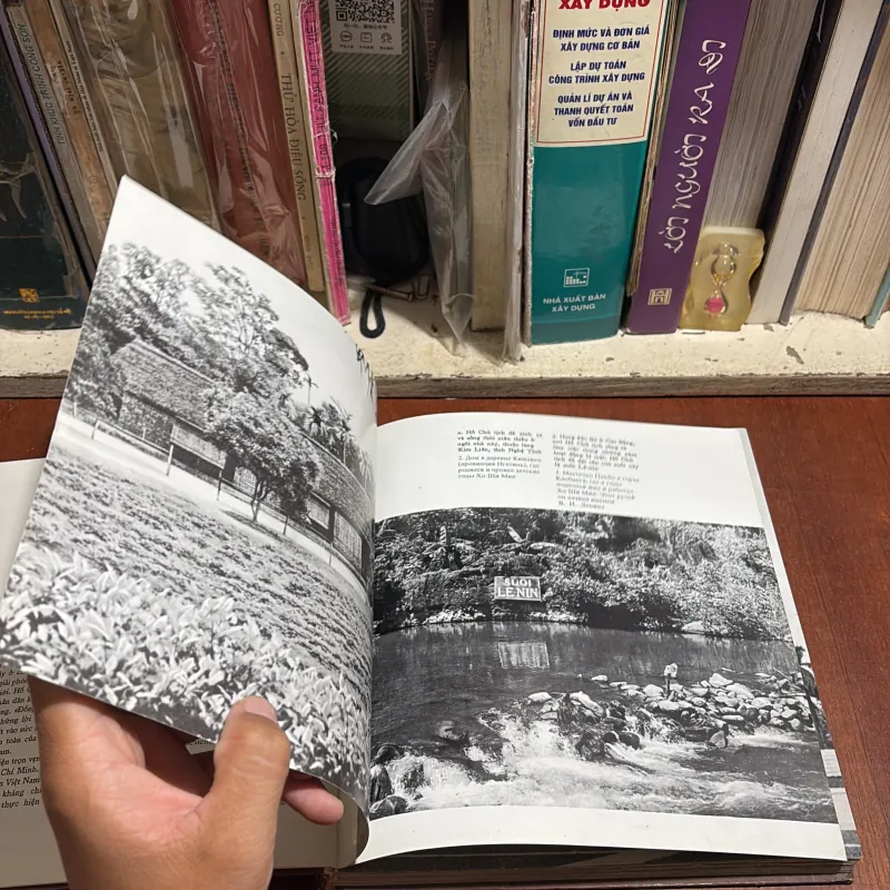 [Nhiều Tranh Đẹp] - II Sách Lịch Sử (Liên Xô): Việt Nam, Đất Nước Của Bác Hồ - 1978 1004953