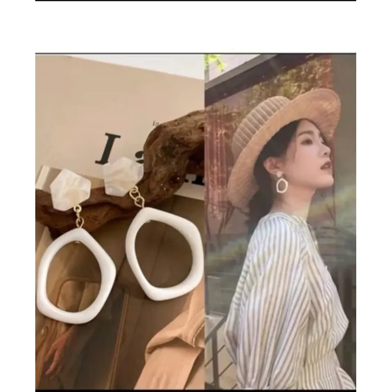 Bông tai siêu xinh 973093