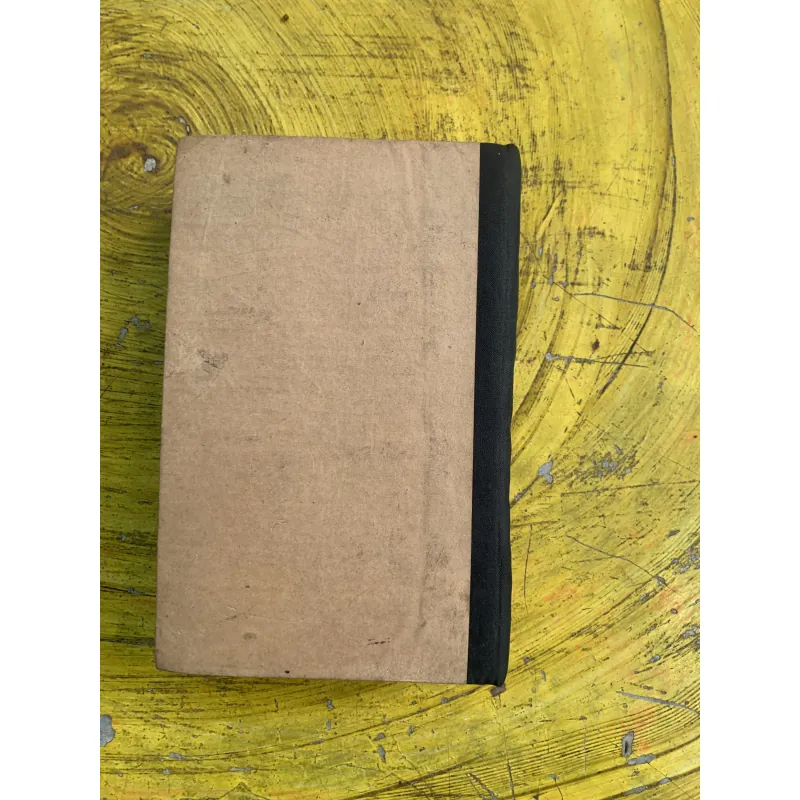 PARI SỤP ĐỔ 746157