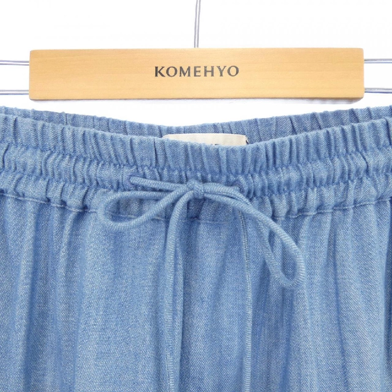 セリーヌ CELINE Trionf TRIOMPHE 2J377310P Váy - Hàng hiệu Chính hãng 812209