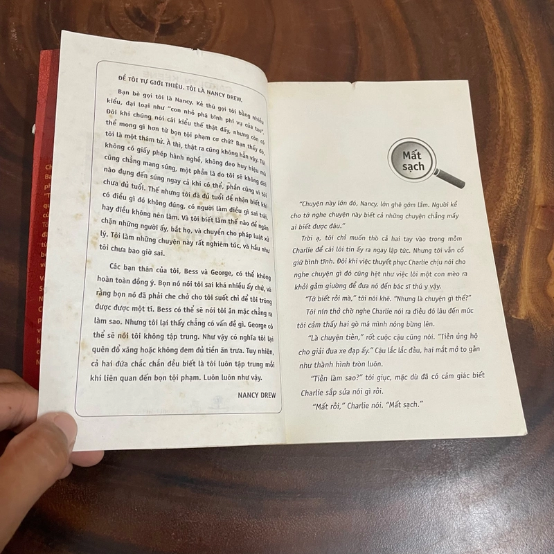 II Tựa sách: Nữ Thám Tử Nancy Drew _ Chạy Đua Với Thời Gian - CAROLYN KEENE - 2009 463291