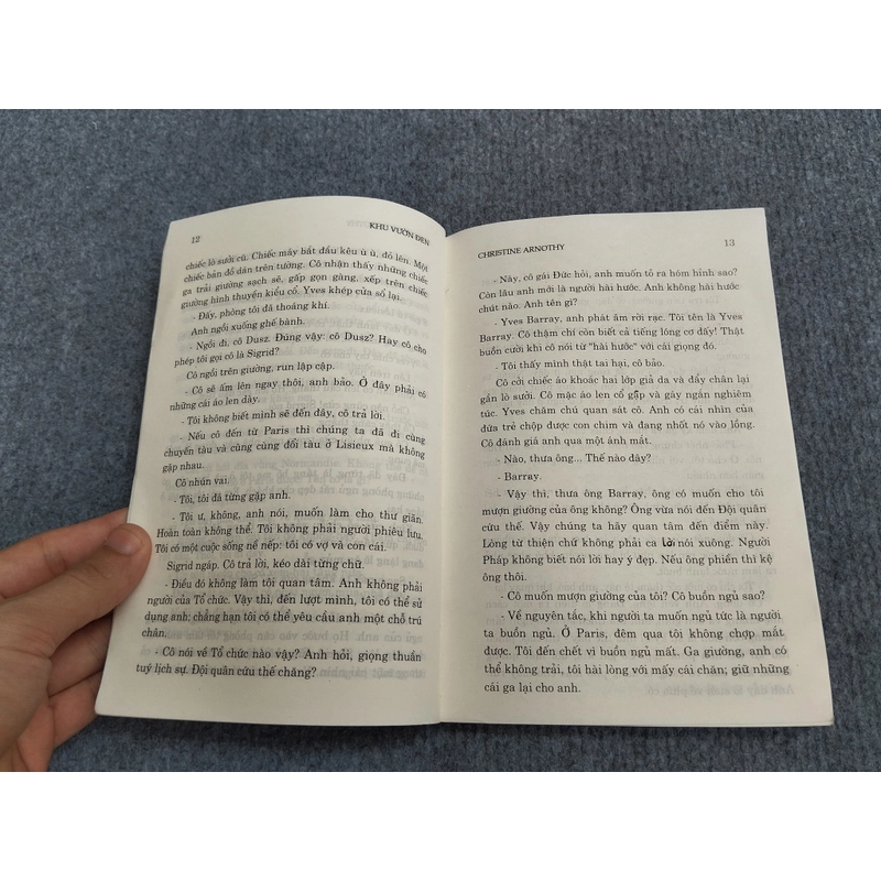KHU VƯỜN ĐEN 478711