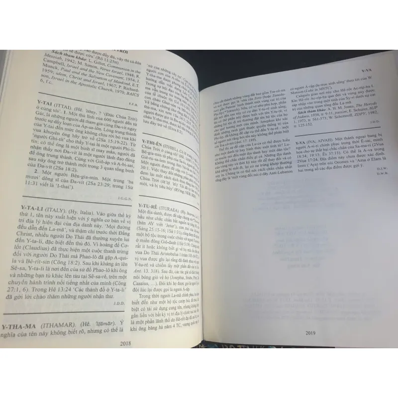 Thánh Kinh Tân Từ Điển 697387