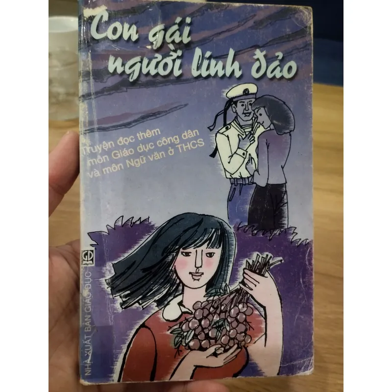 sách "Con gái người lính đảo" do Nhà xuất bản Giáo dục phát hành.
 1032287