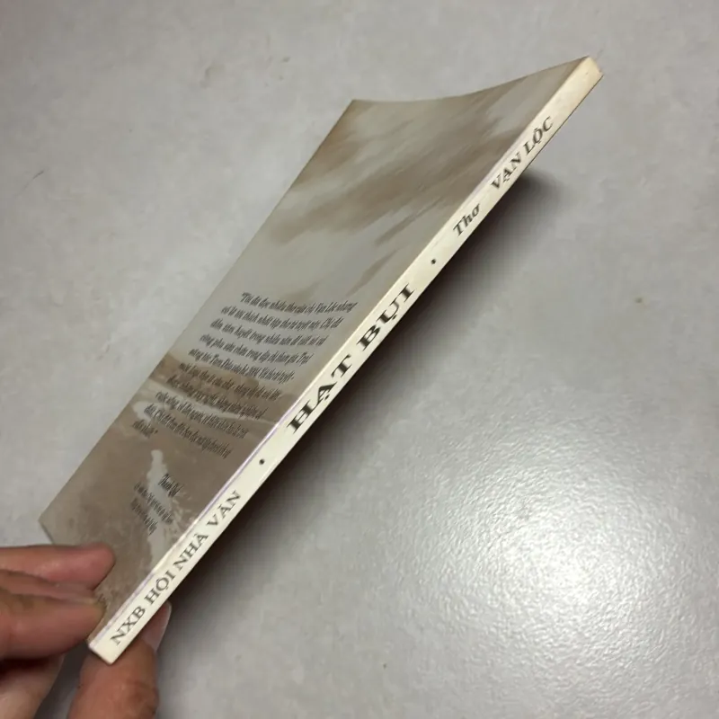 Hạt bụi - Vạn Lộc 777711