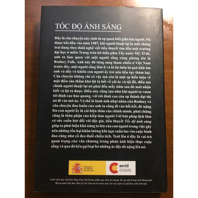 [CHIẾN TRANH] Tốc độ ánh sáng - Javier Cercas 577657