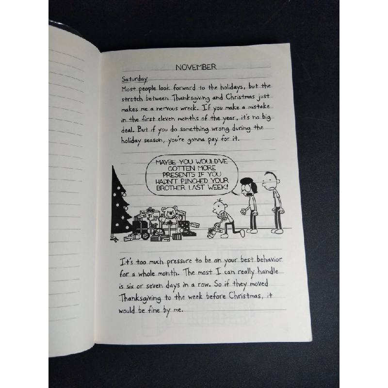 Diary of a wimpy kid 6 Cabin fever mới 90% bẩn nhẹ HCM1001 Jeff Kinney NGOẠI VĂN 381075