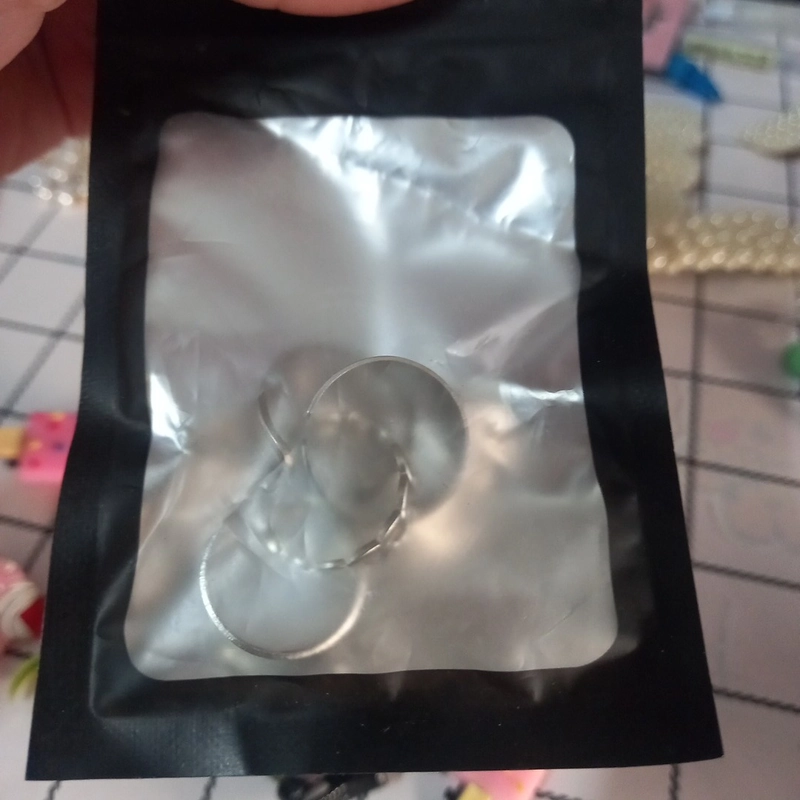 Túi đeo chéo, Vòng cổ, Dây đeo kính, Nhẫn, Kẹp tóc, Gương lược, Đệm ngón tay, Kính râm  474629
