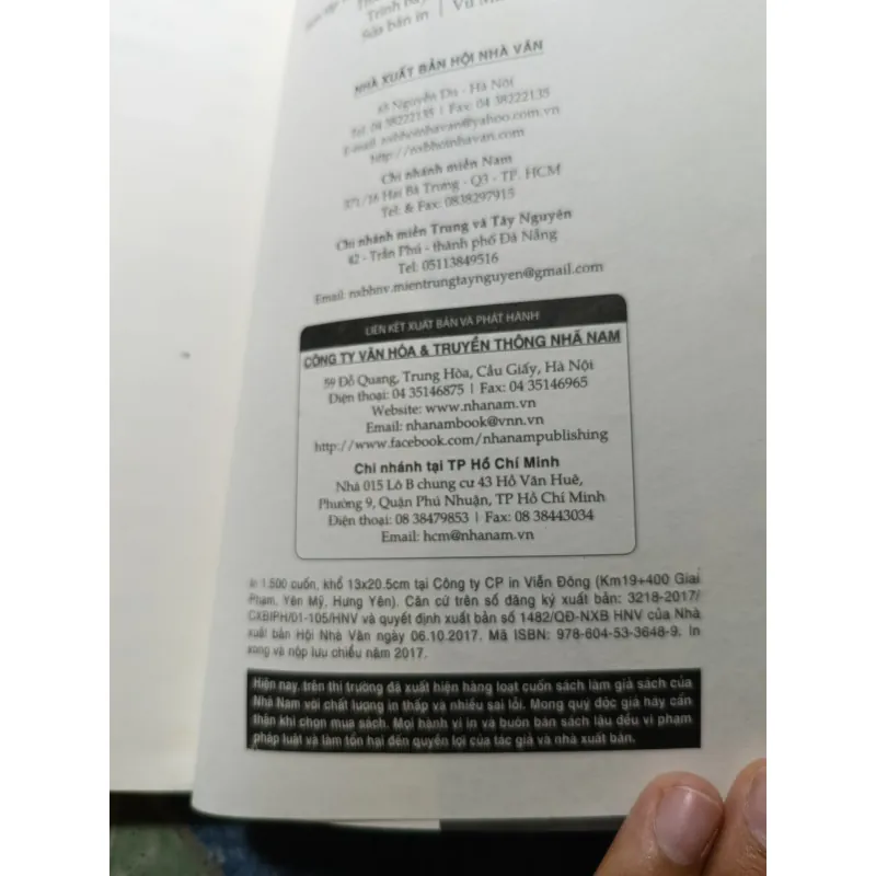 Vào trong hoang dã - Jon Krakauer 974052