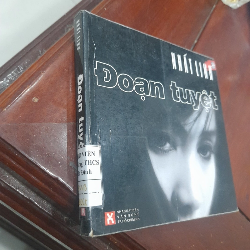 Nhất Linh - ĐOẠN TUYỆT 459033