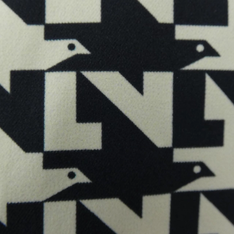 Áo khoác LOUIS VUITTON - Hàng hiệu Authentic 904257