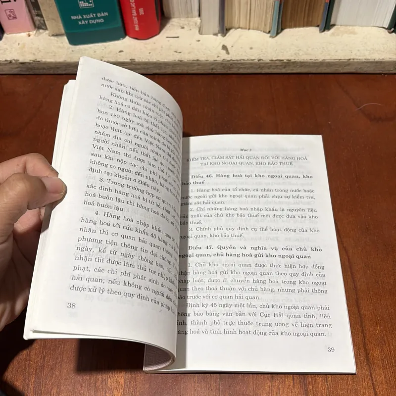 II Sách Luật: Luật Hải Quan - 2006 748198