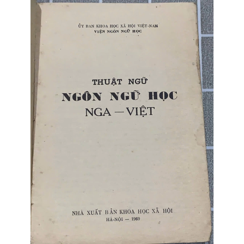 THUẬT NGỮ NGÔN NGỮ HỌC NGA VIỆT - 1989 545923
