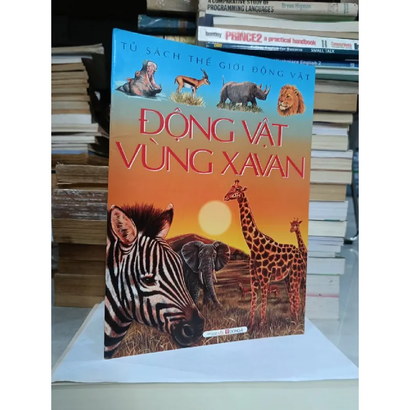 Tủ sách thế giới động vật: ĐỘNG VẬT VÙNG XAVAN - Phùng Tố Tâm (dịch) 688017