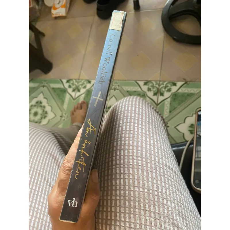 Ám ảnh đen 719000