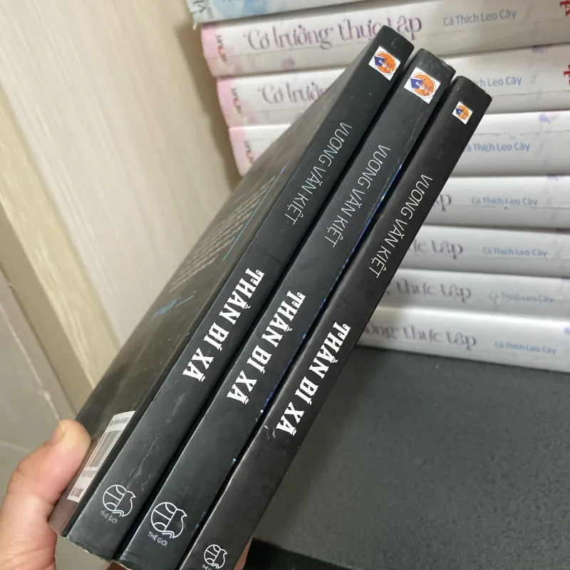 (Thám hiểm khoa học giả tưởng) - Thần Bí Xã 3 tập - Vương Văn Kiệt 990977