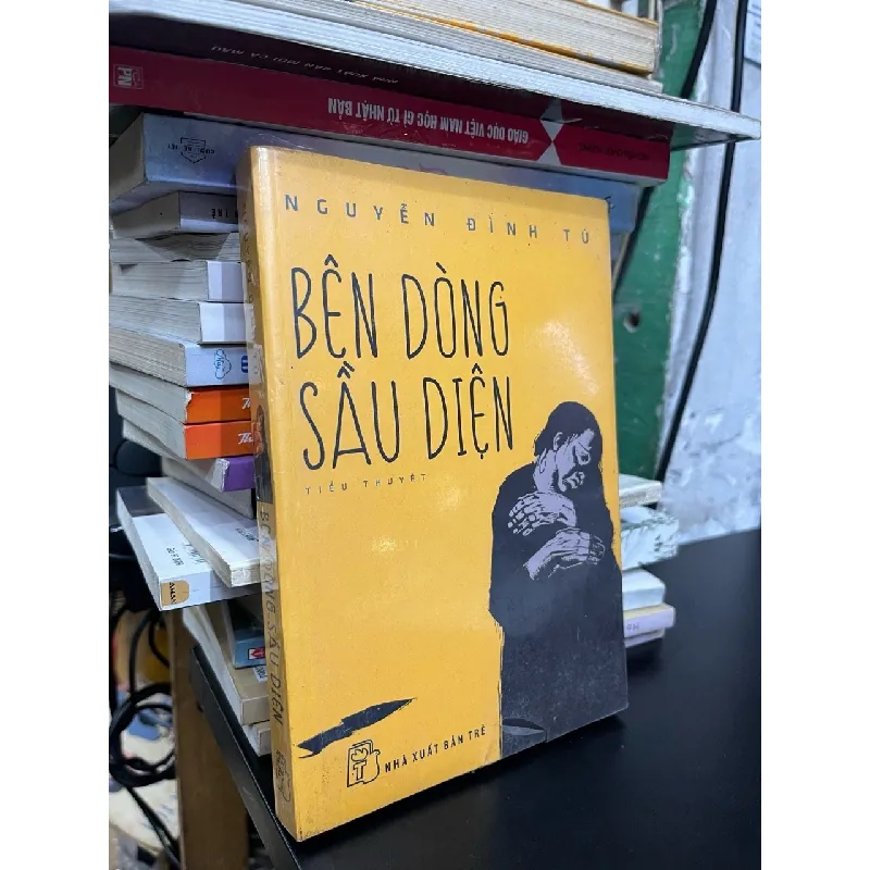 Bên dòng sầu diện - Nguyễn Đình Tú 602754