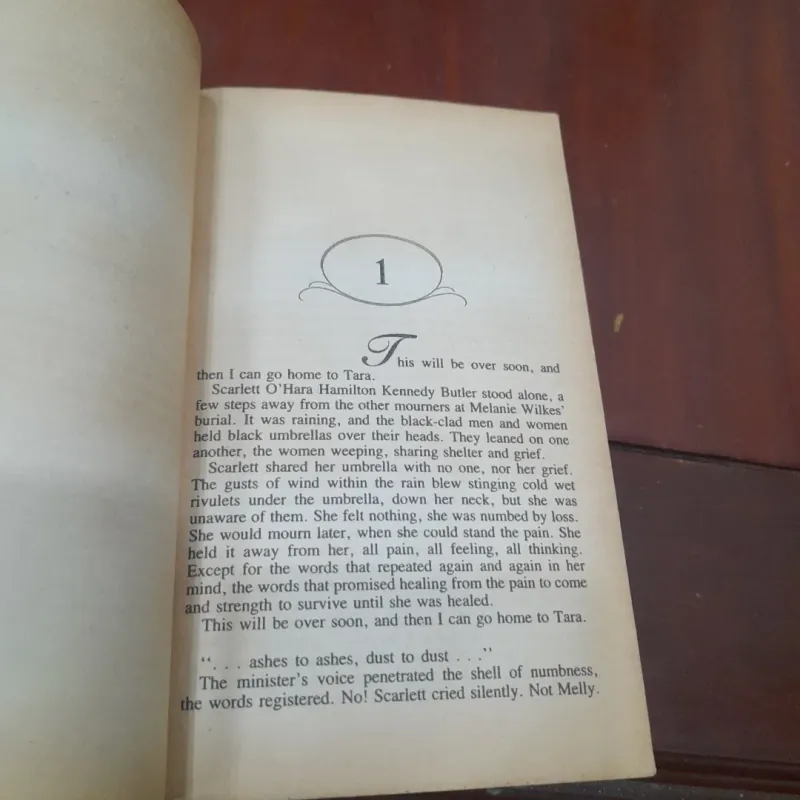 Alexandra Ripley - SCARLETT (The Sequel to Margaret Mitchell's Gone With The Wind) 1023165