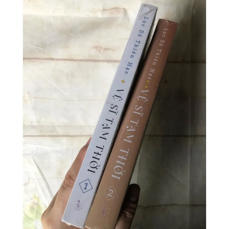 Trọn bộ 2 tập Vệ Sĩ Tạm Thời - Lục Dã Thiên Hạc 736416