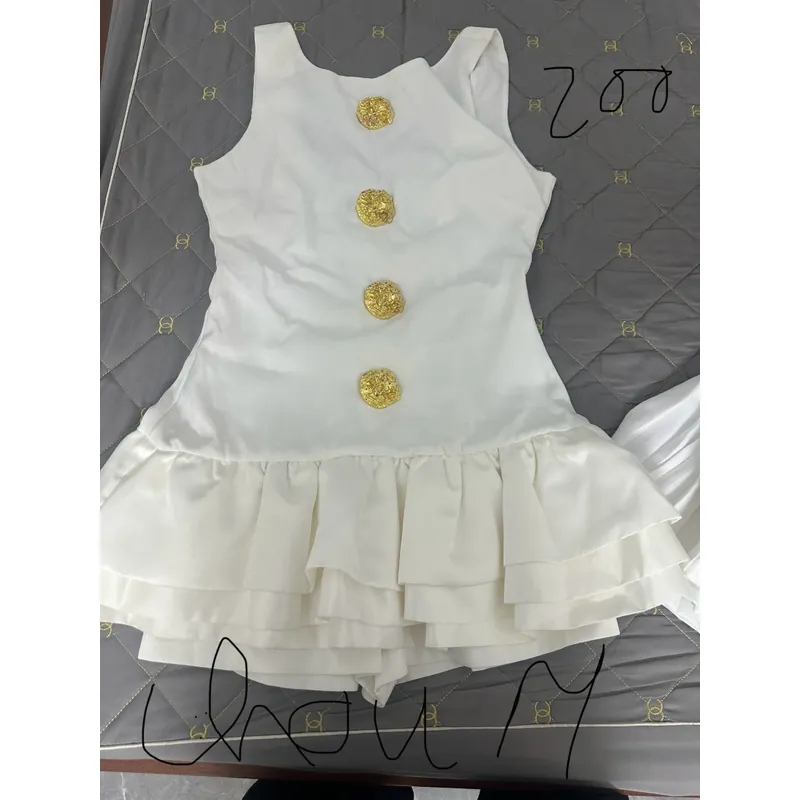 Quần áo nữ 738967