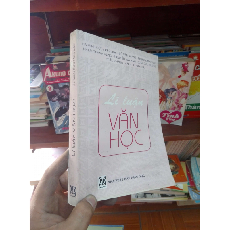 Lí luận văn học - Minh Đức 2003 Văn học Việt Nam VAVO-AK19 935741