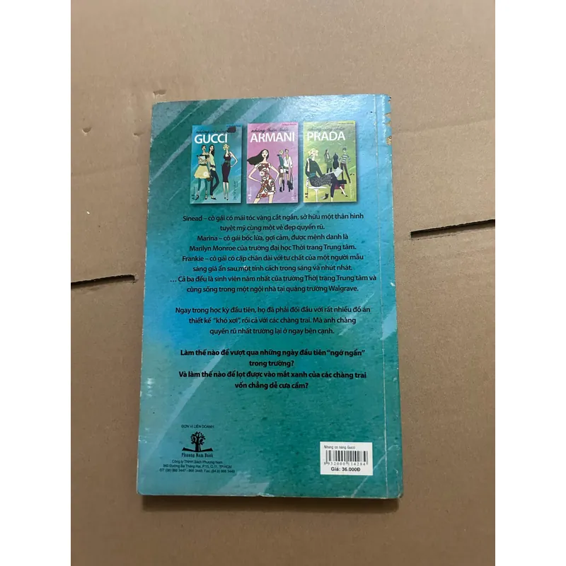 Cô nàng GUCCI 562907