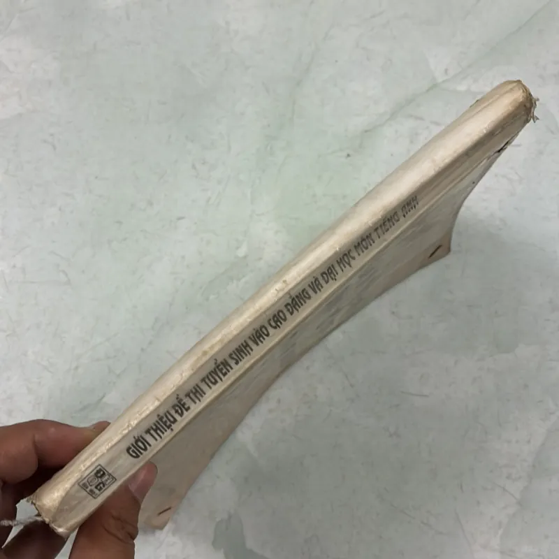 Giới thiệu đề thi tuyển sinh vào đại học/ cao đẳng môn tiếng Anh- Vĩnh Bá 977235