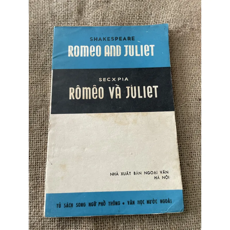 Romeo and Juliet - William Shakespeare- Song ngữ Anh Việt 796449