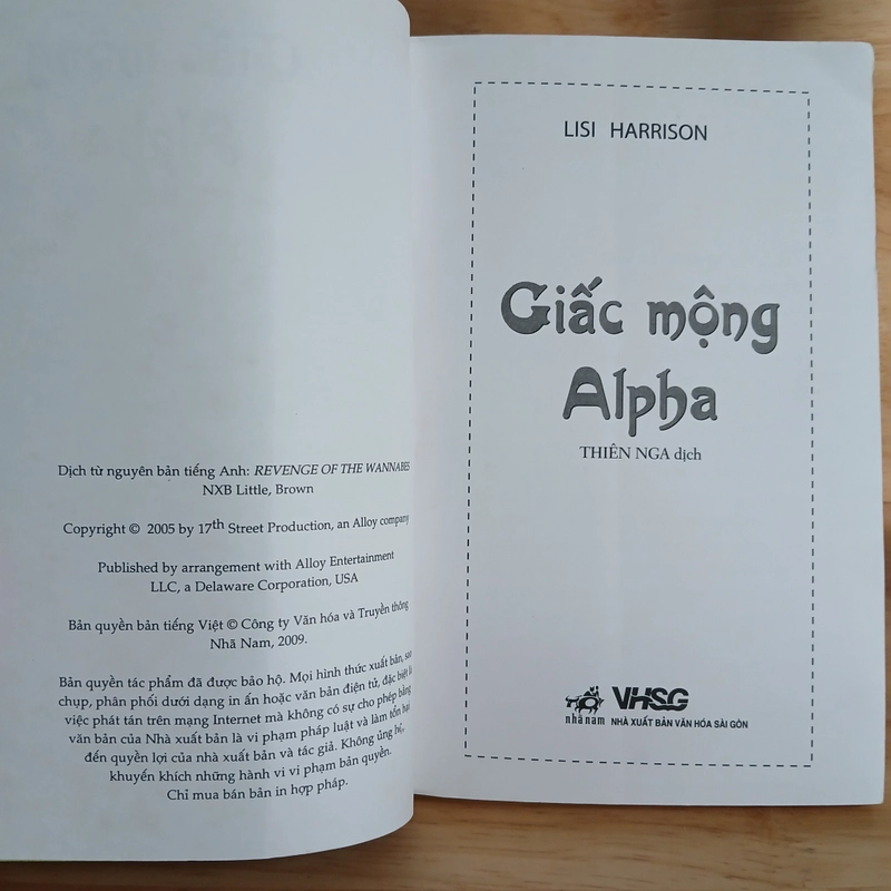 Giấc Mộng Alpha - Lisi Harrison 460728