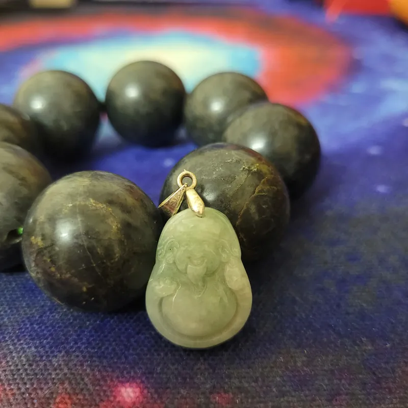 Mặt ngọc phỉ thúy Ngài Thần Tài phương Đông 711590