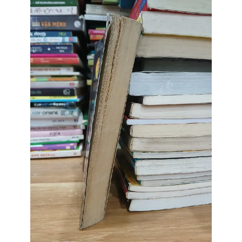 Thời niên thiếu của Sherlock Holmes- Mắt quạ tinh tường- Shane Peacock 601746