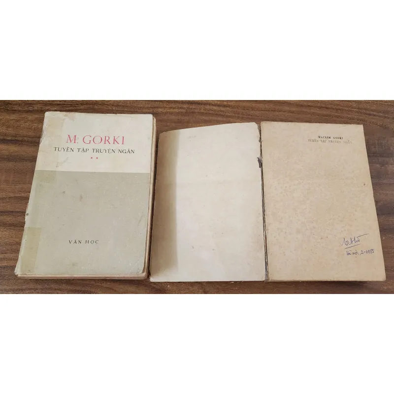 Combo 2q truyện ngắn của Maxim Gorky  763054