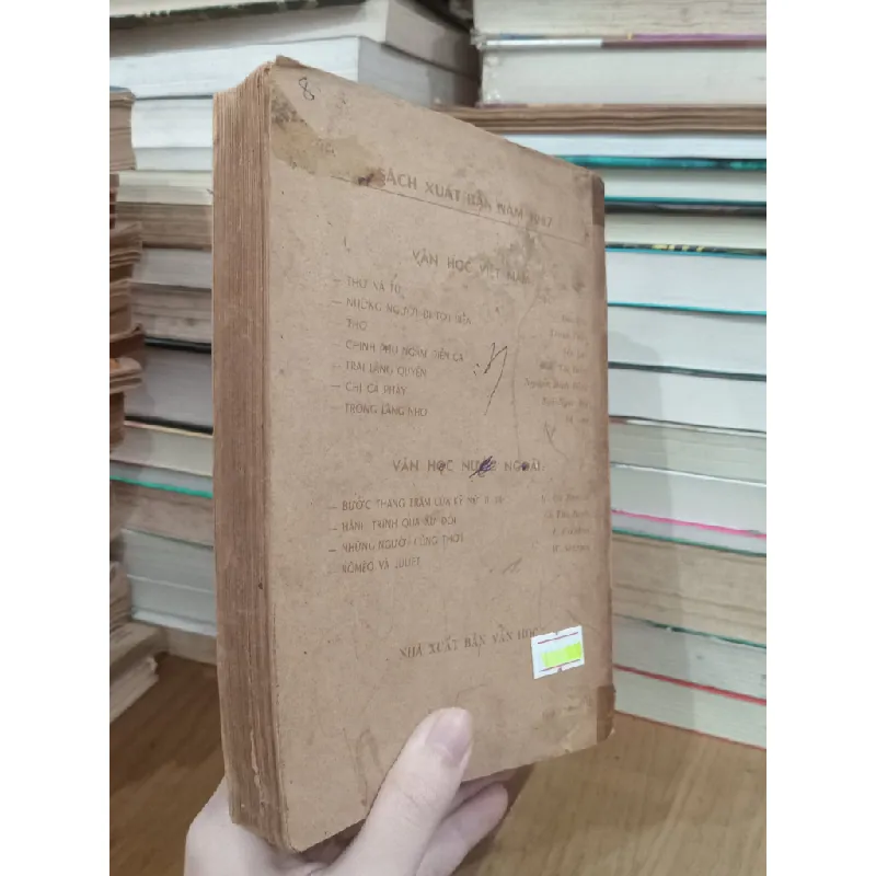 Truyện cổ các dân tộc ít người Việt Nam 195725