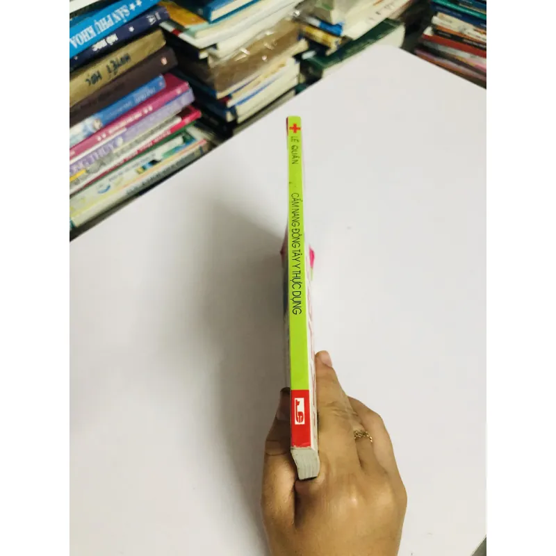 CẨM NANG ĐÔNG TÂY Y THỰC DỤNG 780481