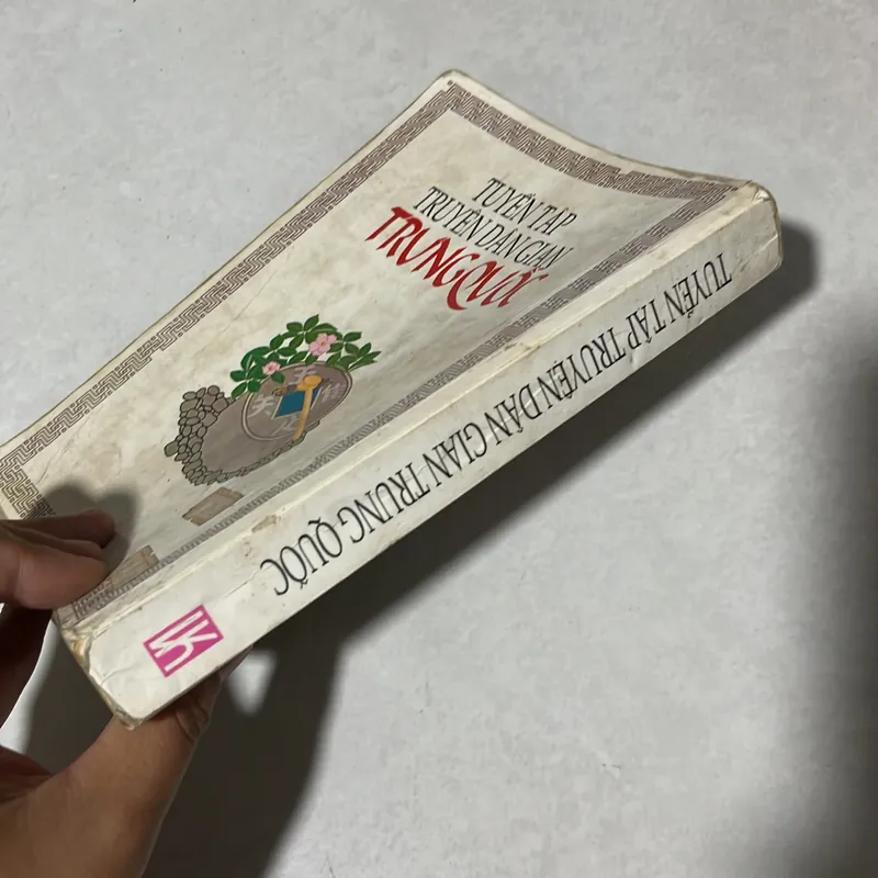 Tuyển tập truyện dân gian Trung Quốc - 1997s 568678