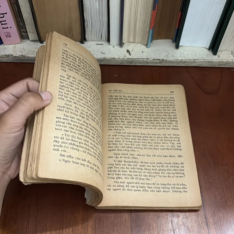 II Sách Xưa: Đắc Nhân Tâm (Bí Quyết Để Thành Công) - DALE CARNEGIE - Nguyễn Hiến Lê - 1989 589646