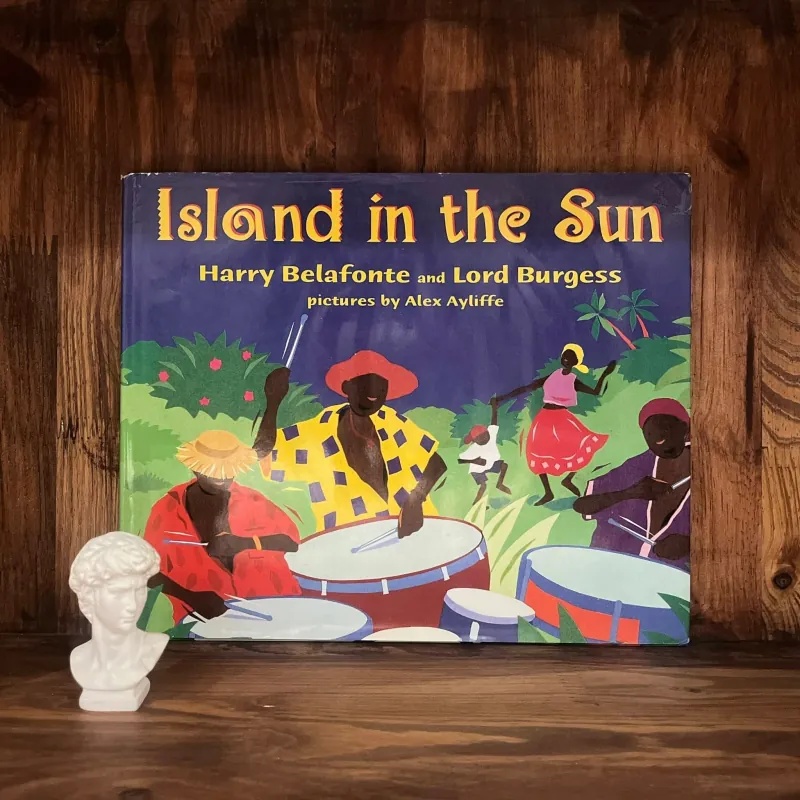 ✨𝑰𝒔𝒍𝒂𝒏𝒅 𝒊𝒏 𝒕𝒉𝒆 𝑺𝒖𝒏✨ 754197