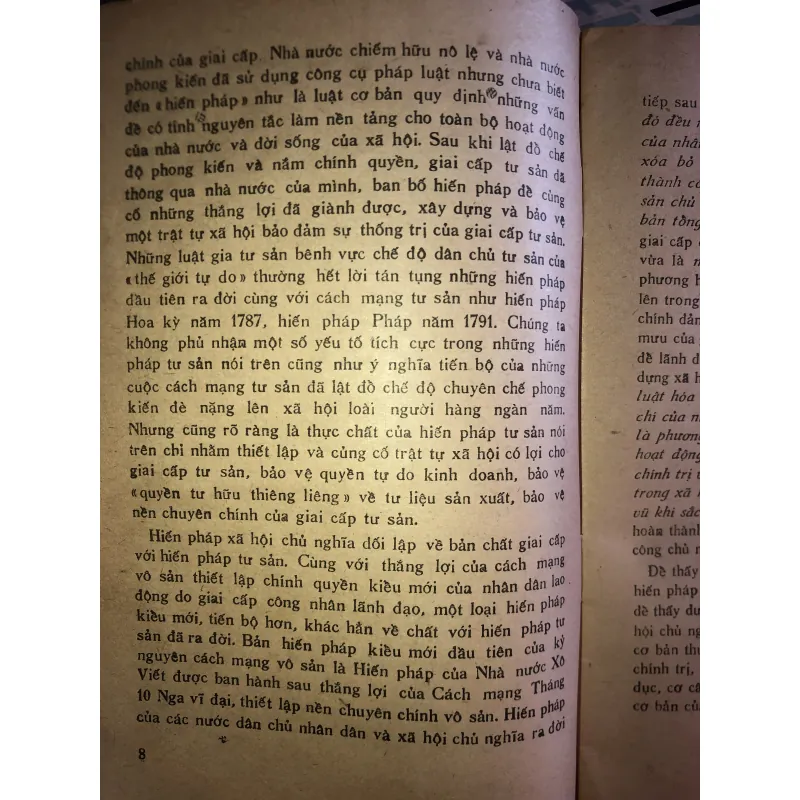 Hiến pháp là gì ? - Phùng Văn Tửu  999320