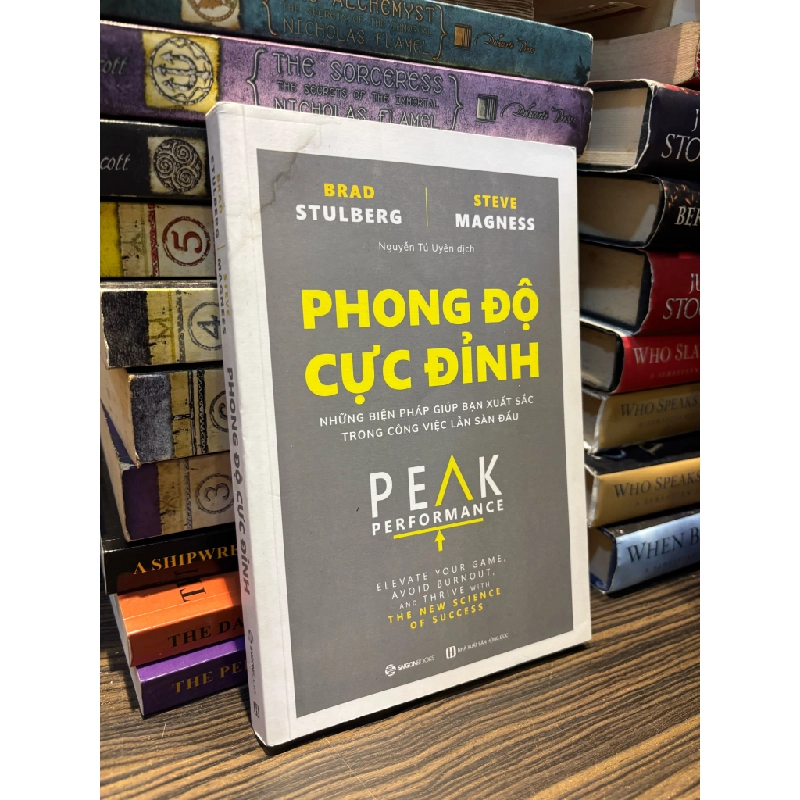 Phong độ cực đỉnh - Brad Stulberg & Steve Magness 352382