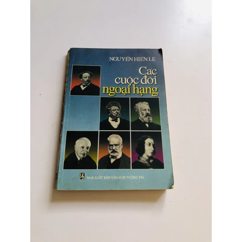 CÁC CUỘC ĐỜI NGOẠI HẠNG 720899