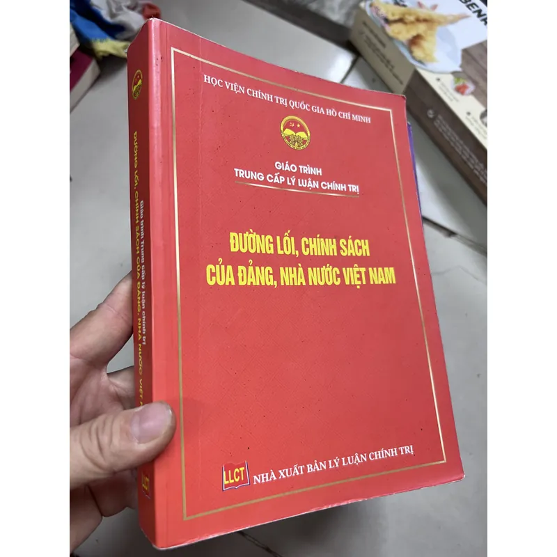 Giáo trình trung cấp lý luận chính trị ( 5 tựa không trùng nhau 674326