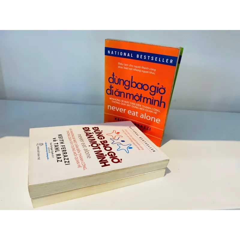 Đừng Bao Giờ Đi Ăn Một Mình 575005