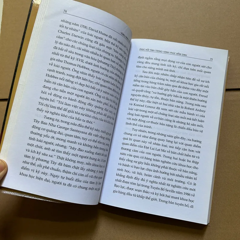 Sống hạnh phúc cẩm nang cho cuộc sống - Đạt Lai Lạt Ma 731484