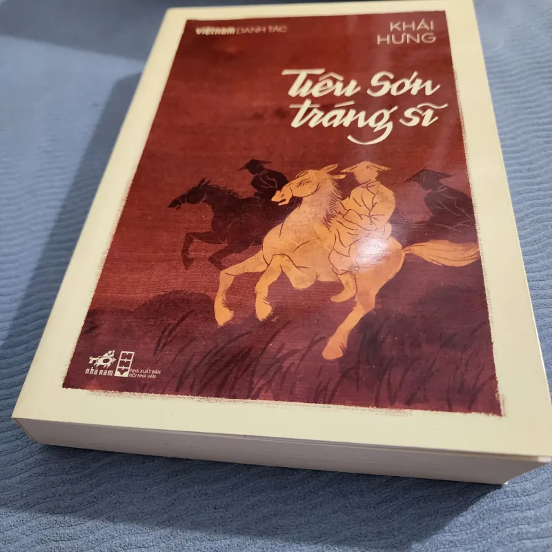 Tiêu sơn tráng sĩ | khái hưng  1002092