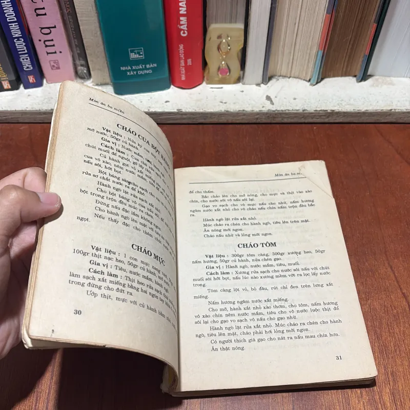 II Sách Dạy Nấu Ăn: Món Ăn Ba Miền - Thúy Hà (Biên Soạn) - 1995 786758