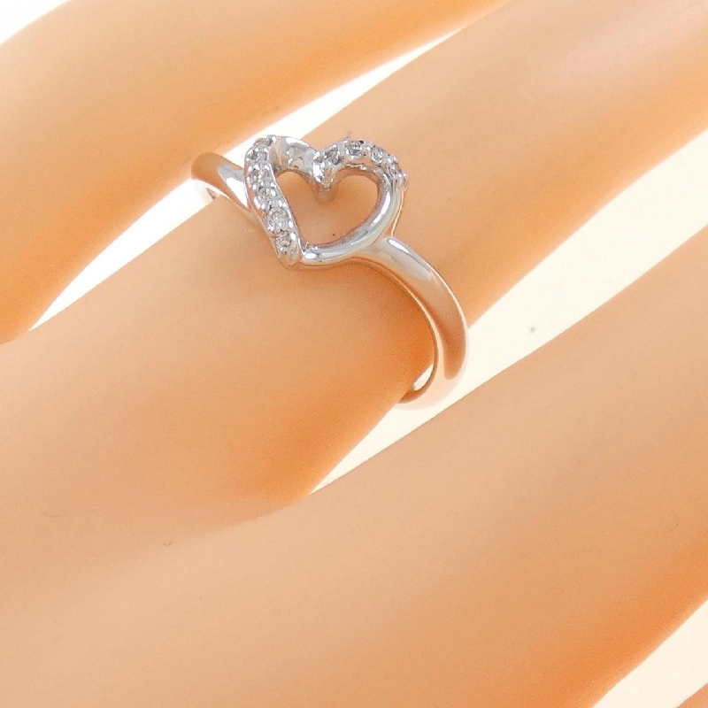 Nhẫn kim cương hình trái tim K18WG 0.05CT 672920